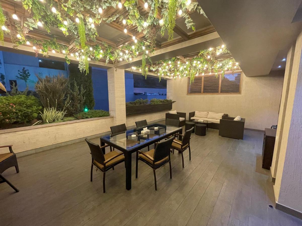 יירבאן Ibiza Hotel&Spa מראה חיצוני תמונה