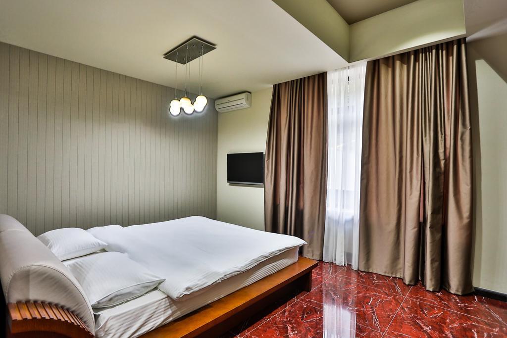 יירבאן Ibiza Hotel&Spa מראה חיצוני תמונה