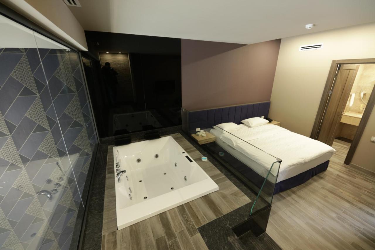 יירבאן Ibiza Hotel&Spa מראה חיצוני תמונה